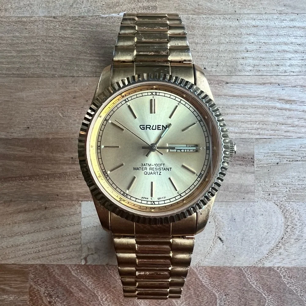 Gruen mens gold tone expansion band watch NEW BATTERY